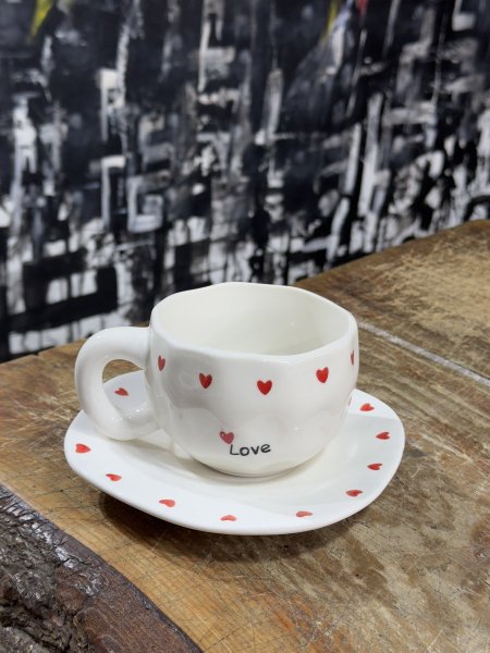 كوب قلوب love