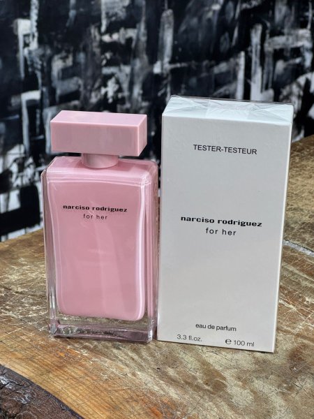 فور هير" من نارسيسو رودريغيز