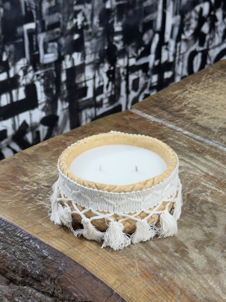 شمعة معطرة شرابيش