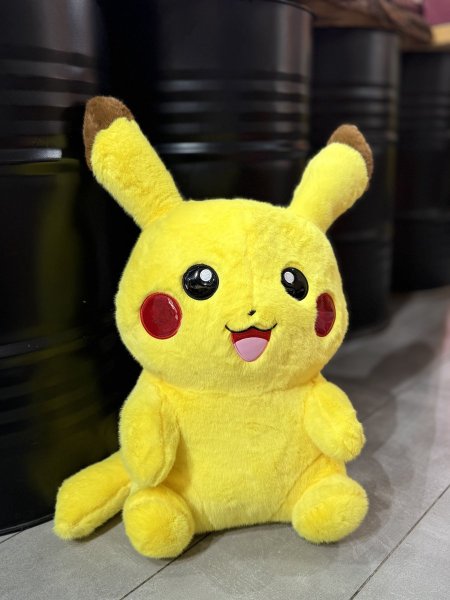 بيكاتشو كبير وبري