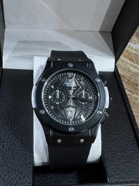 ساعة hublot