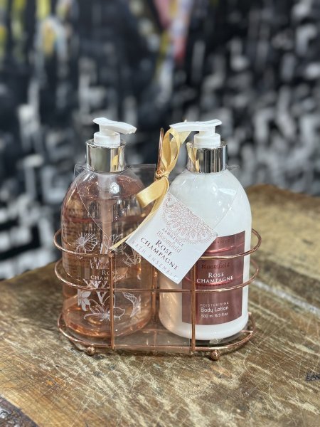 ROSE CHAMPAGNE