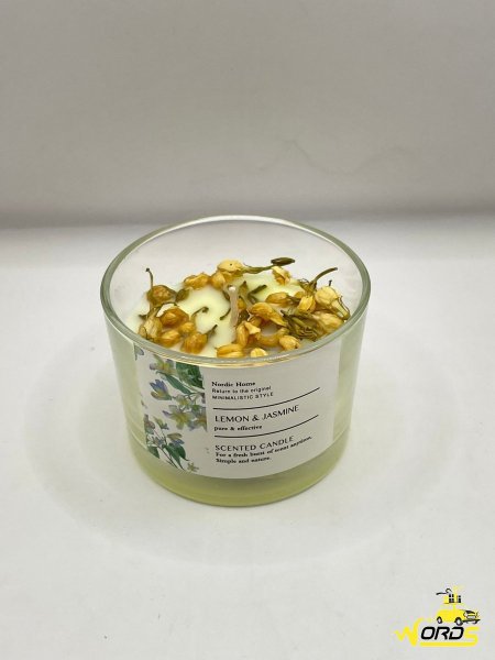 شمع زجاجي معطر