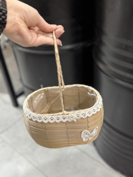 سلة قش قراشة