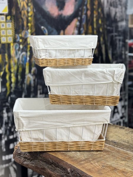 صندوق حديد وقش مربع