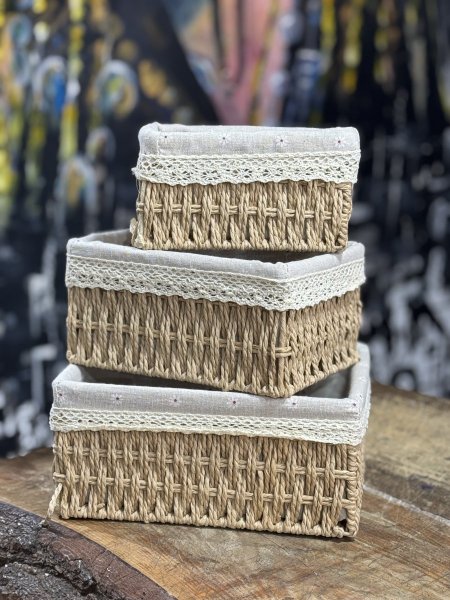 سلة فش وقماش دانتيل