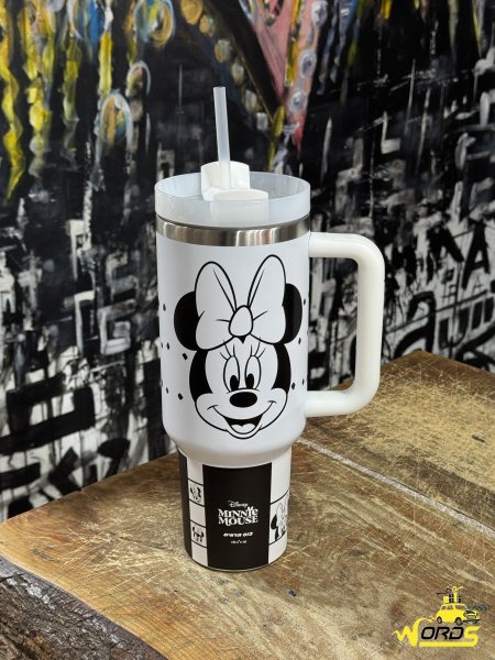 ميني ماوس كبيرة